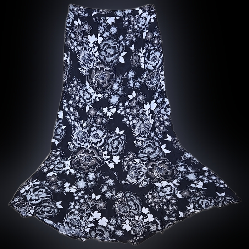 Colleen Lopez Black and White Trumpet Maxi Skirt